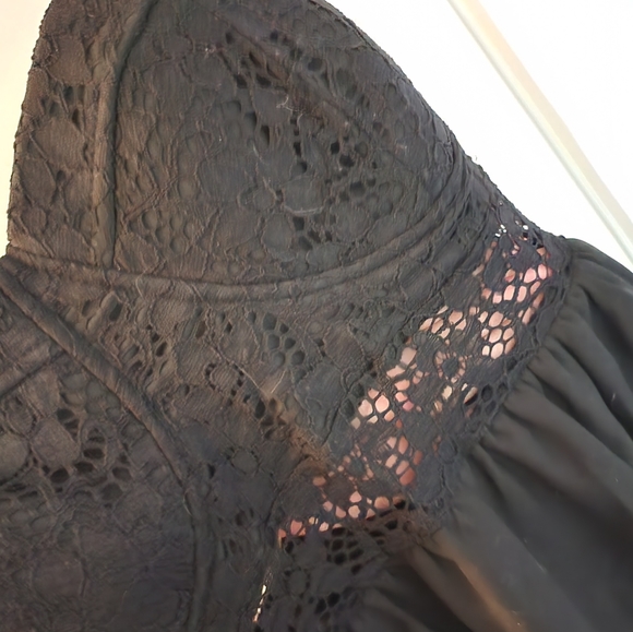 Short Black lace dress Material Girl size L - Picture 3 of 5